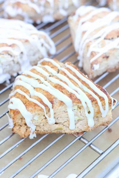 apple cinnamon scones on a cooling rack